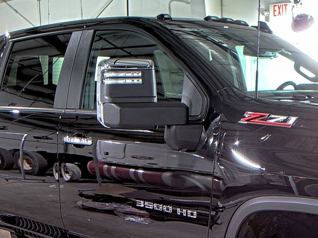 2025 Chevrolet Silverado 3500