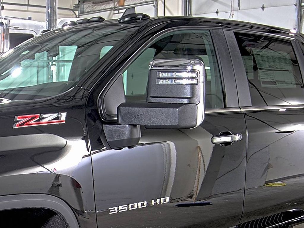 2025 Chevrolet Silverado 3500