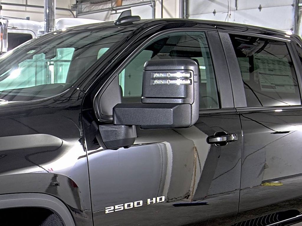 2025 Chevrolet Silverado 2500
