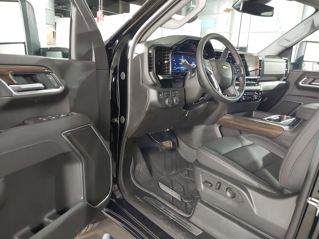 2025 Chevrolet Silverado 2500