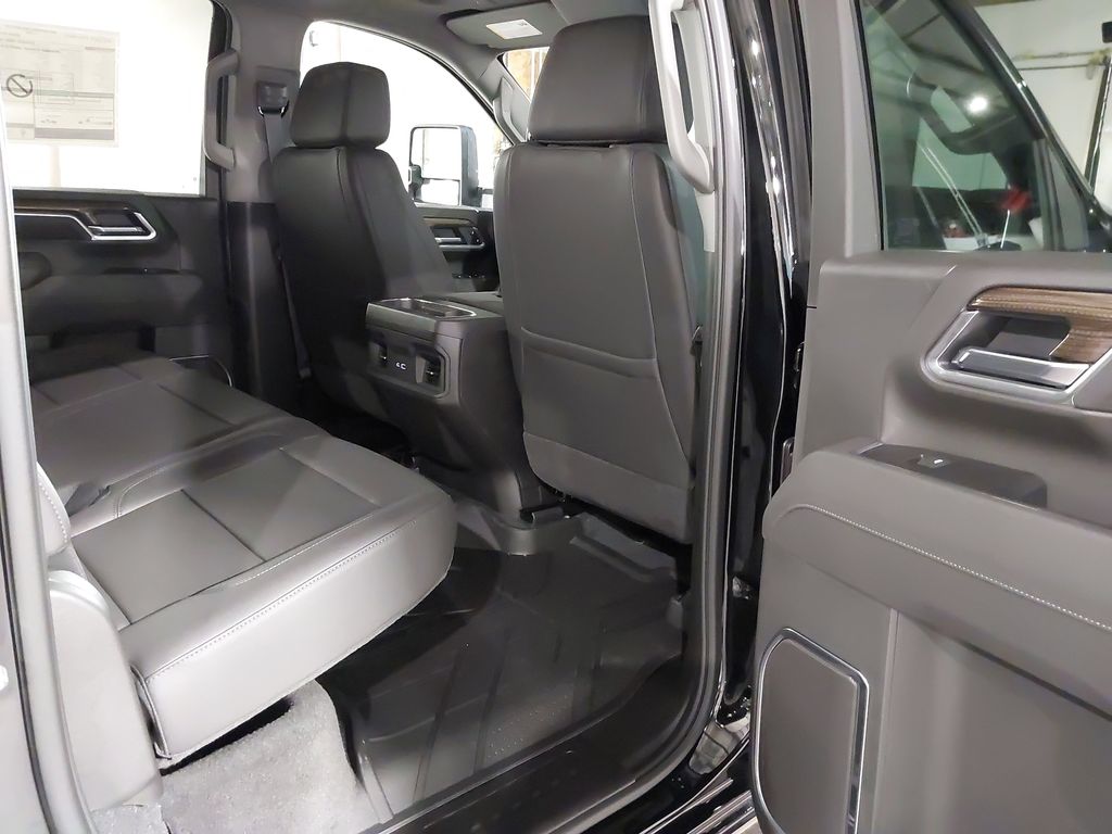 2025 Chevrolet Silverado 2500