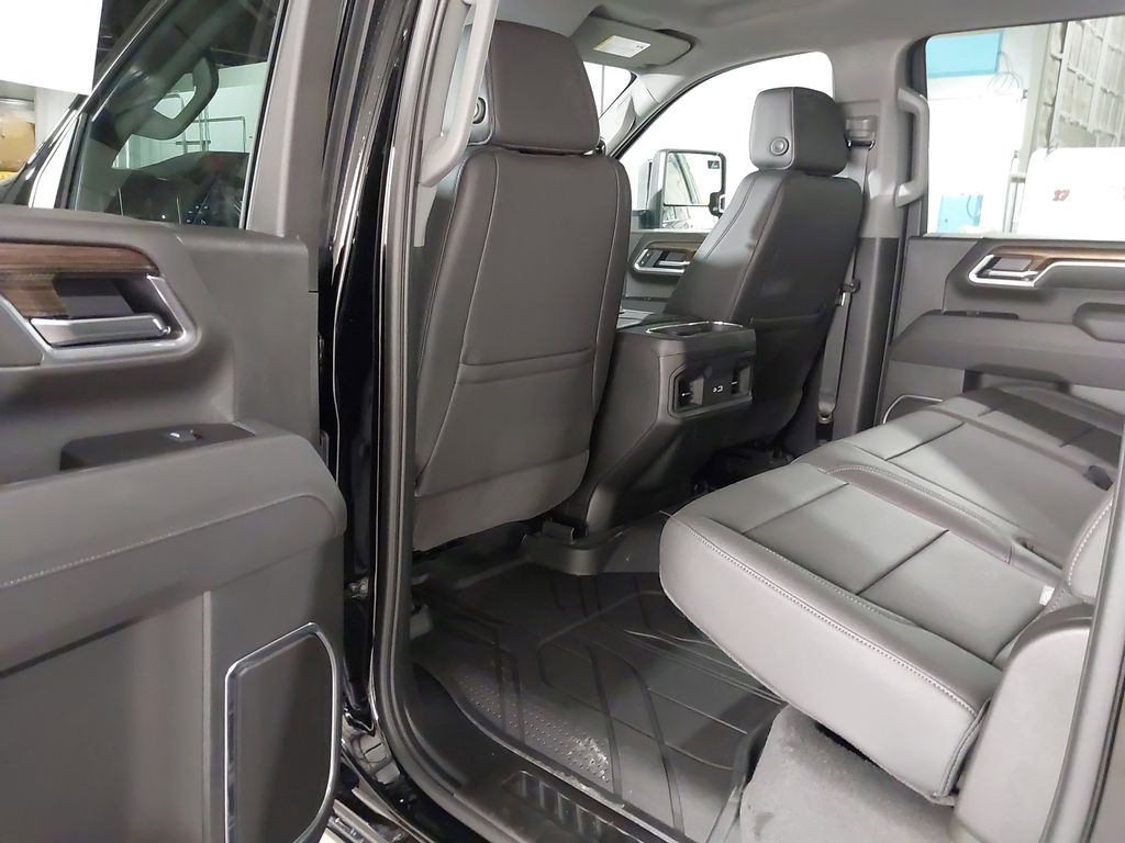 2025 Chevrolet Silverado 2500