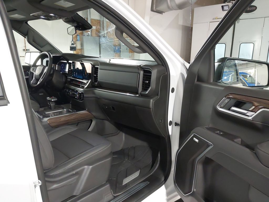 2025 Chevrolet Silverado 1500