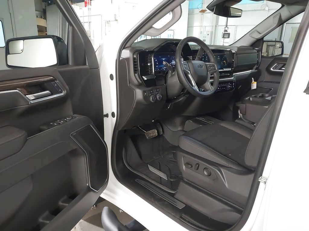 2025 Chevrolet Silverado 1500