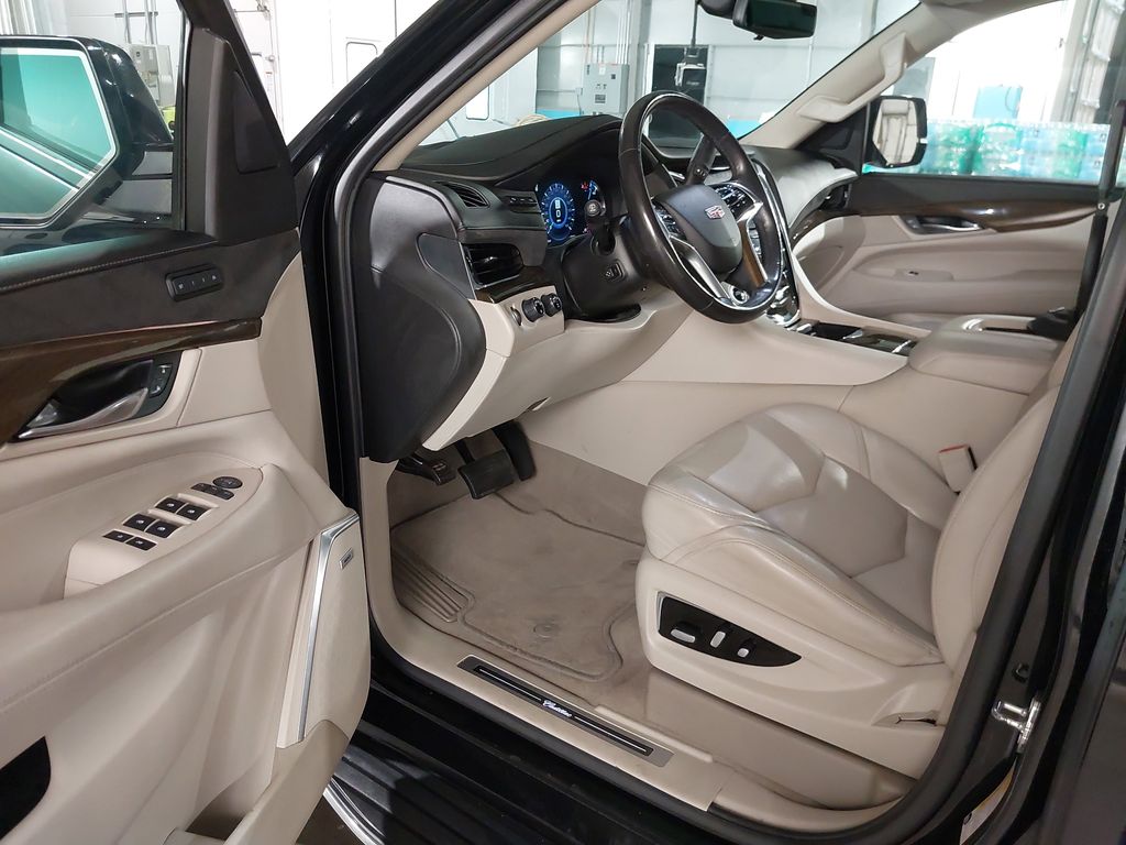 2020 Cadillac Escalade ESV