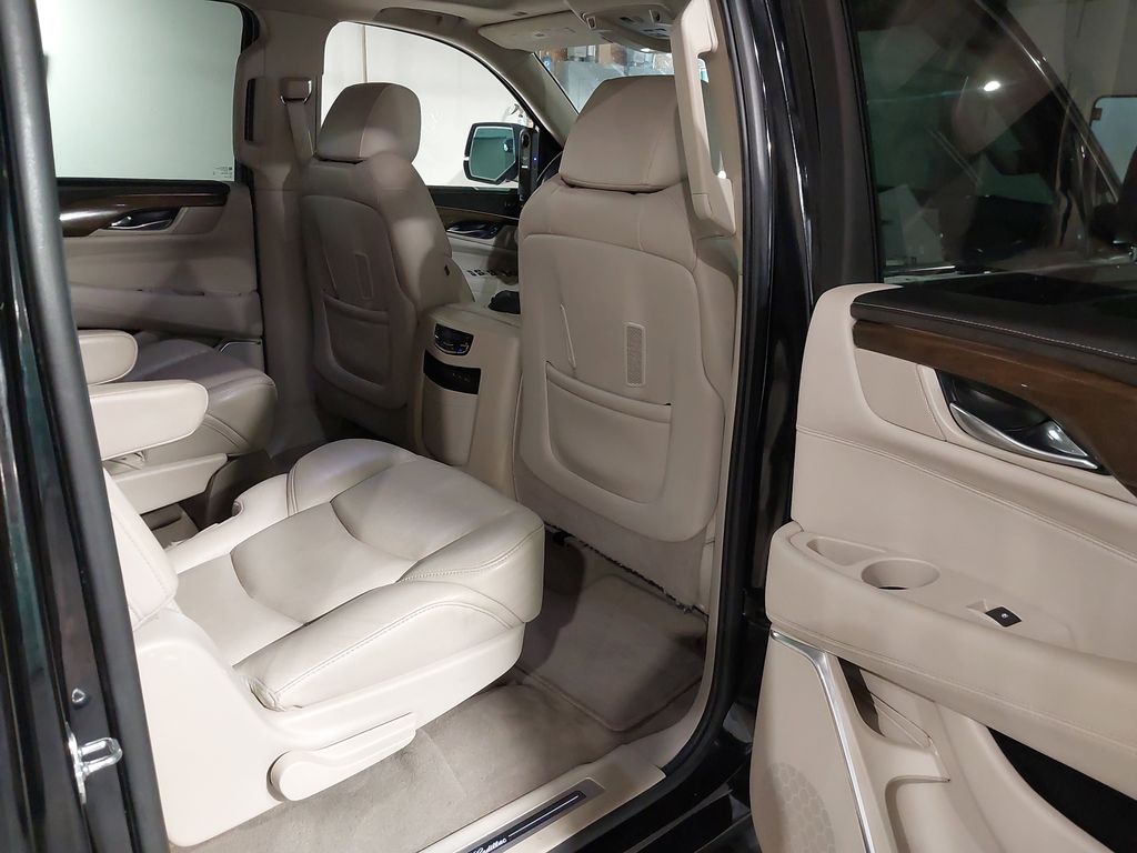 2020 Cadillac Escalade ESV