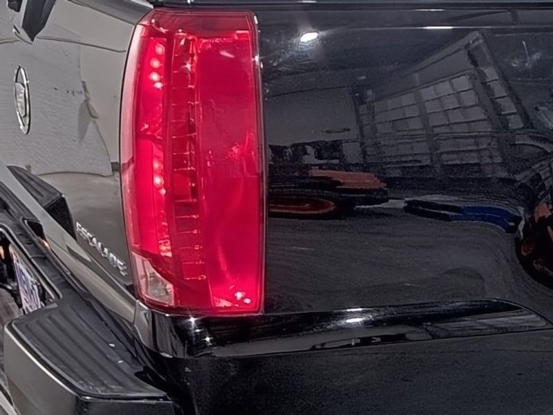 2011 Cadillac Escalade EXT