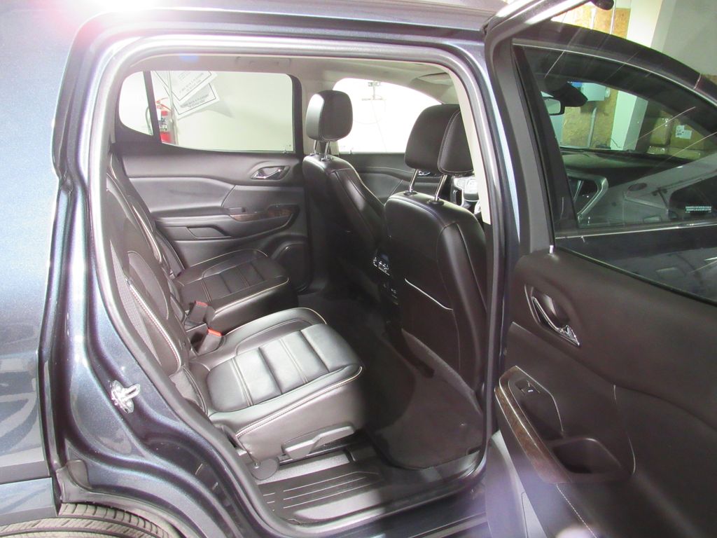 2020 GMC Acadia