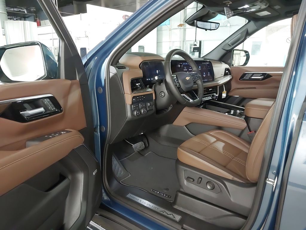 2025 Chevrolet Suburban