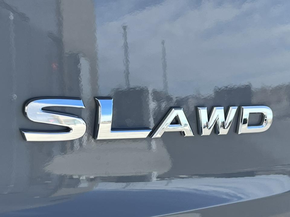 New 2023 Nissan Rogue SL SUV