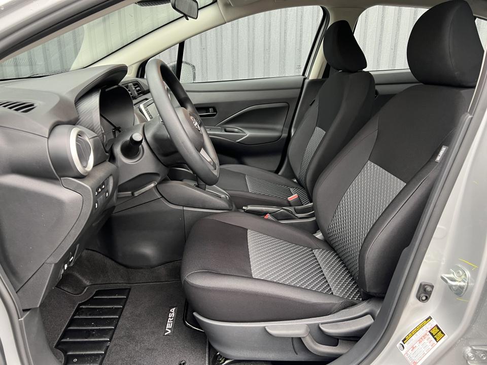 2023 Nissan Versa