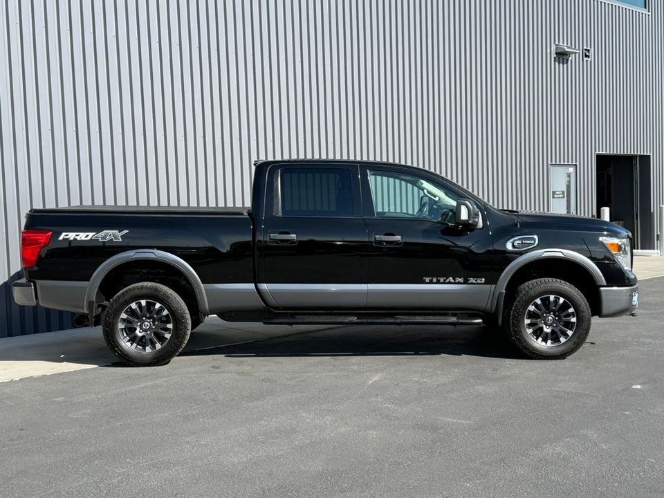 2016 Nissan Titan XD