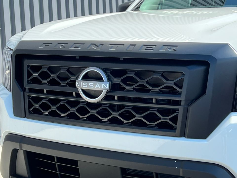 2024 Nissan Frontier