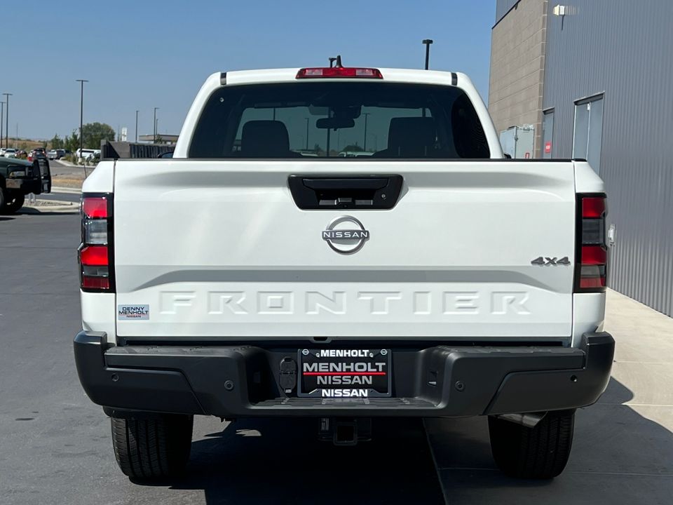 2024 Nissan Frontier