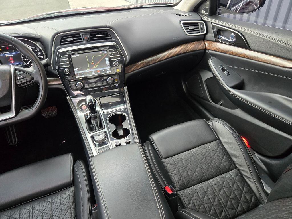 2017 Nissan Maxima