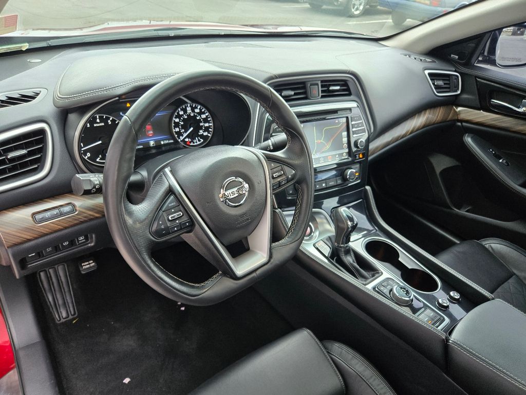 2017 Nissan Maxima