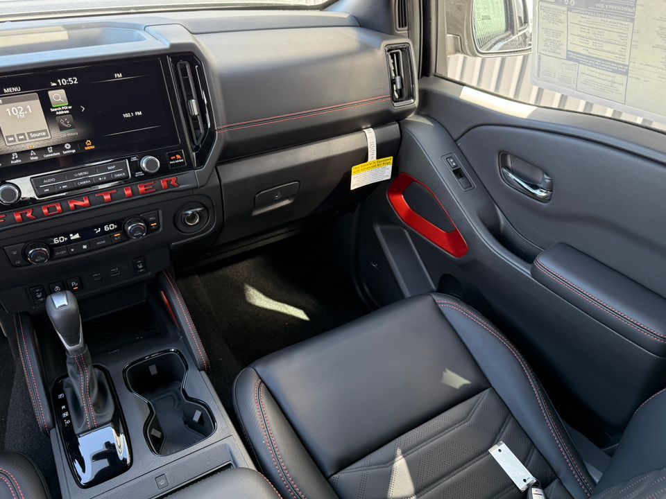 2025 Nissan Frontier