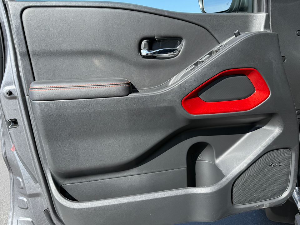 2025 Nissan Frontier