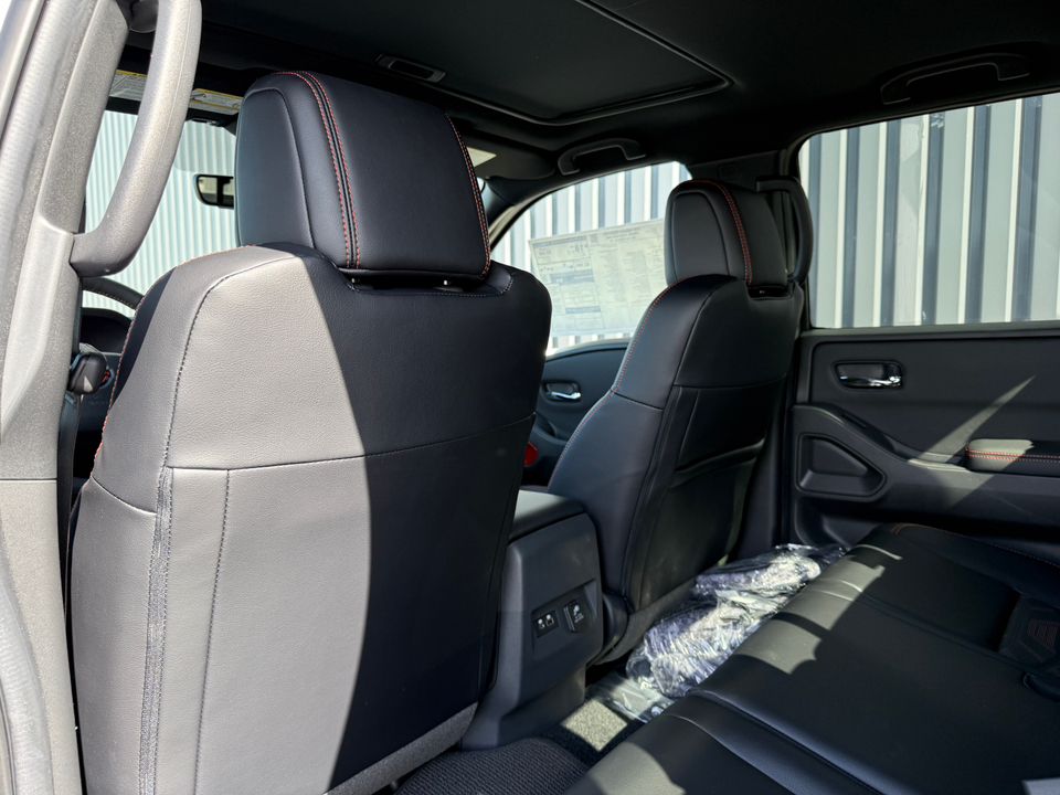 2025 Nissan Frontier