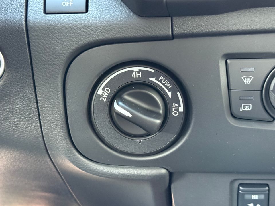 2025 Nissan Frontier