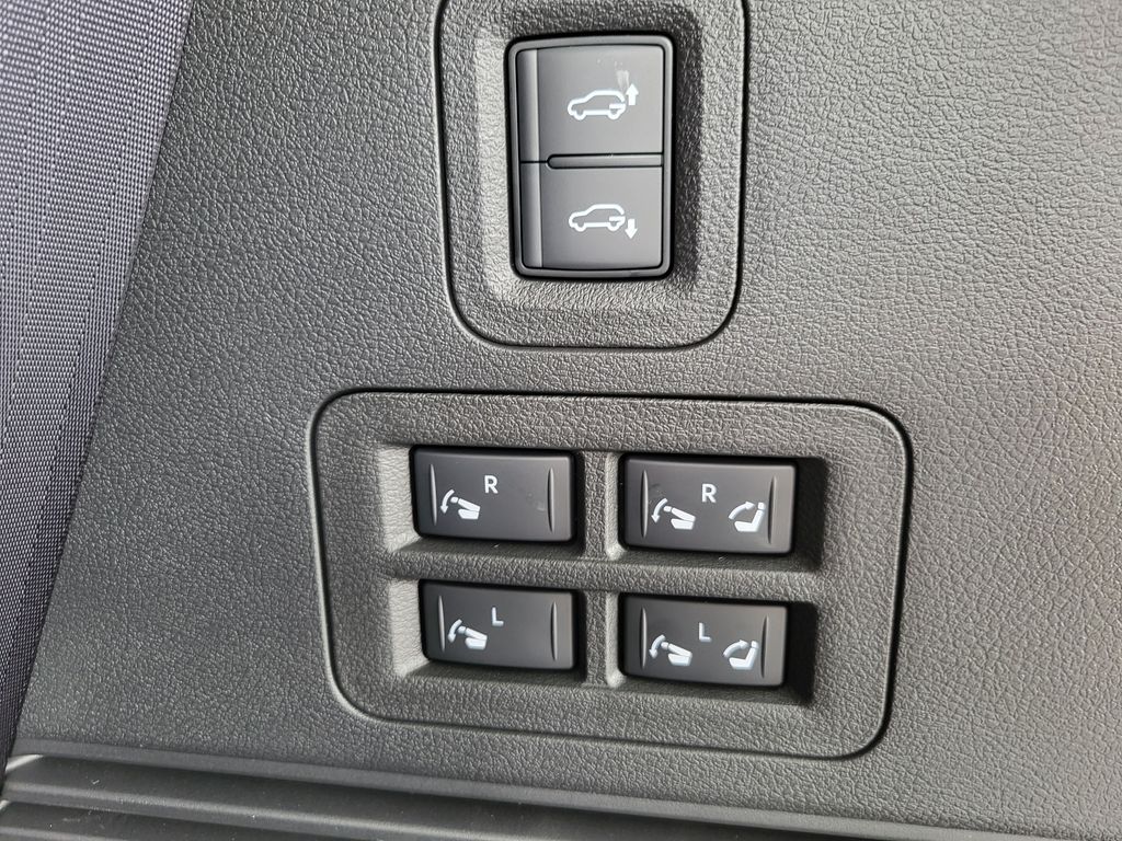 2025 Nissan Armada