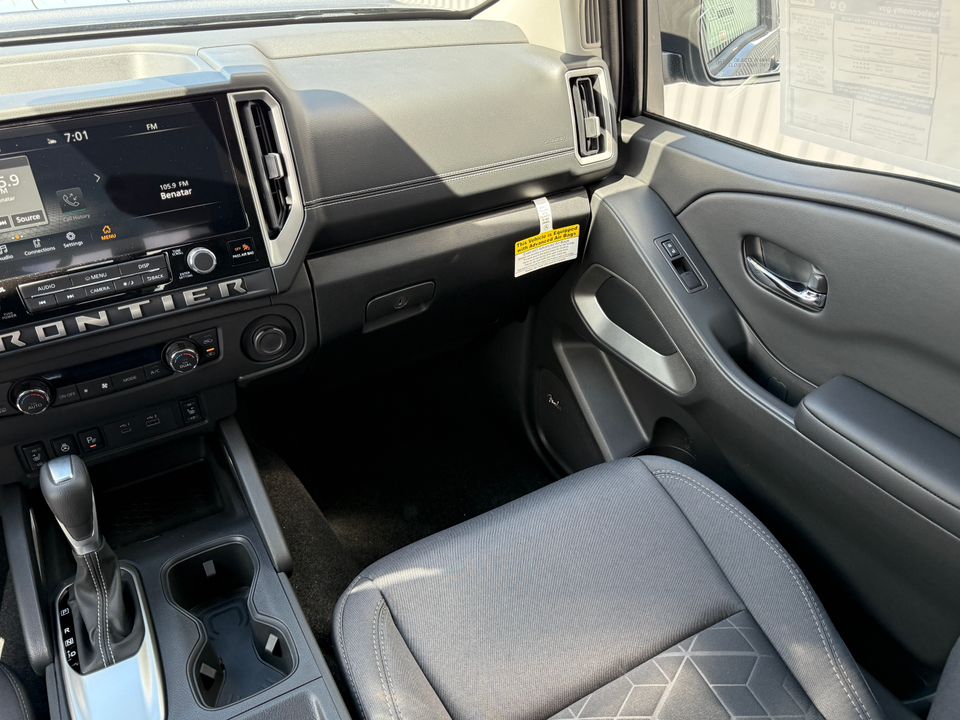 2025 Nissan Frontier