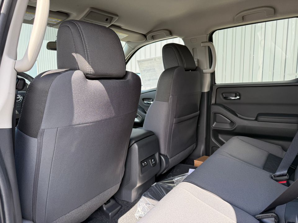 2025 Nissan Frontier
