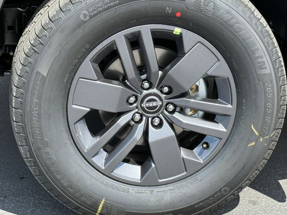 2025 Nissan Frontier