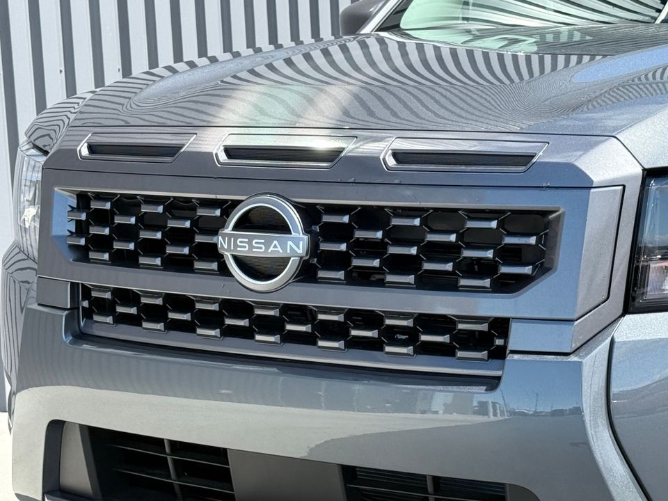 2025 Nissan Frontier