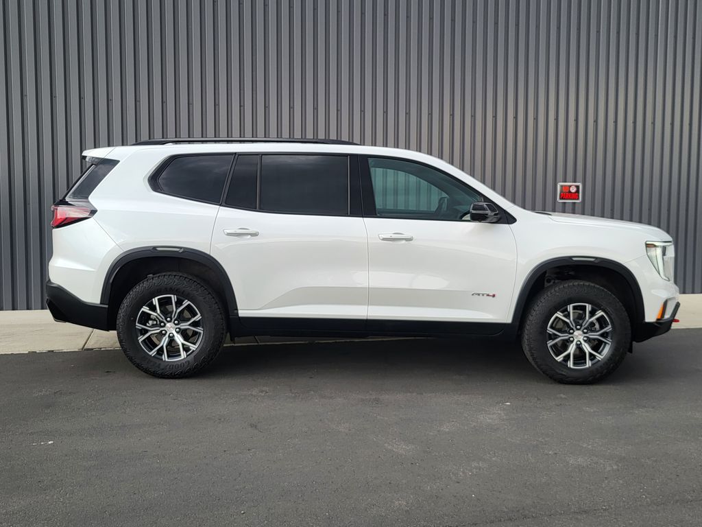 2024 GMC Acadia