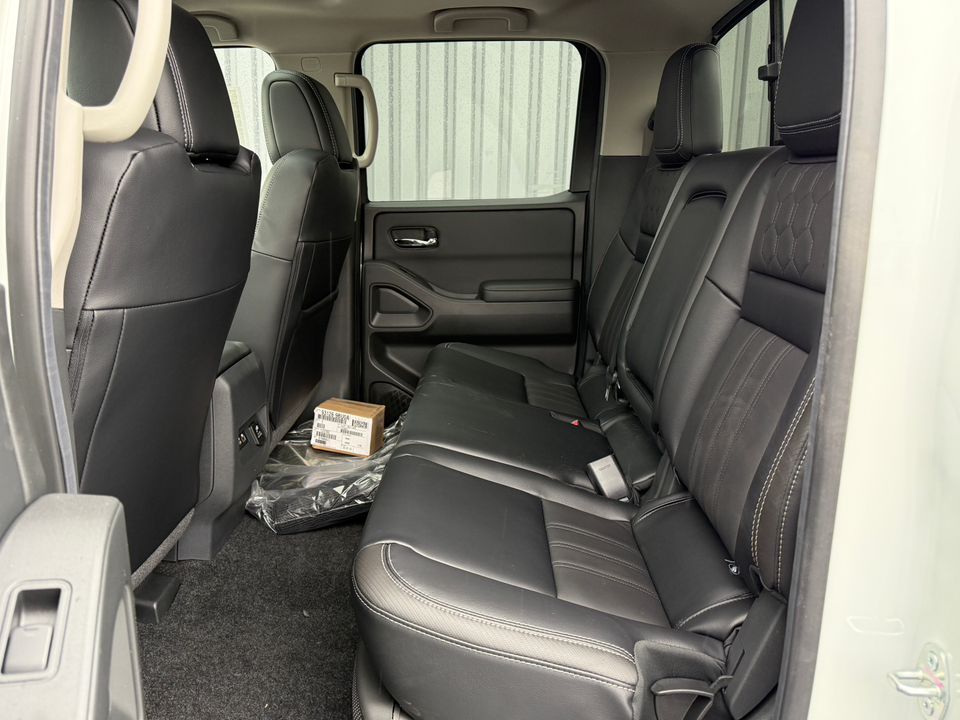 2025 Nissan Frontier