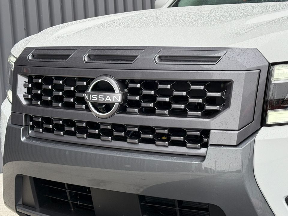 2025 Nissan Frontier