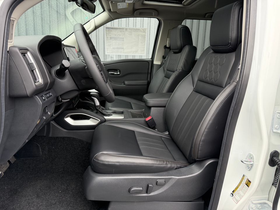 2025 Nissan Frontier