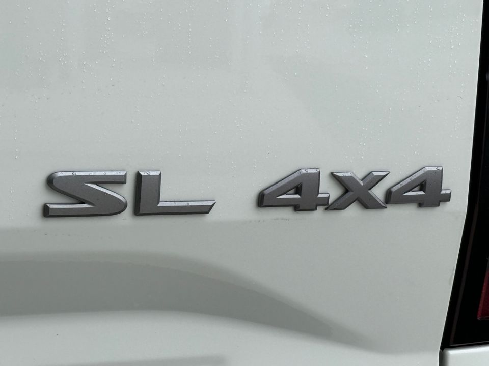2025 Nissan Frontier