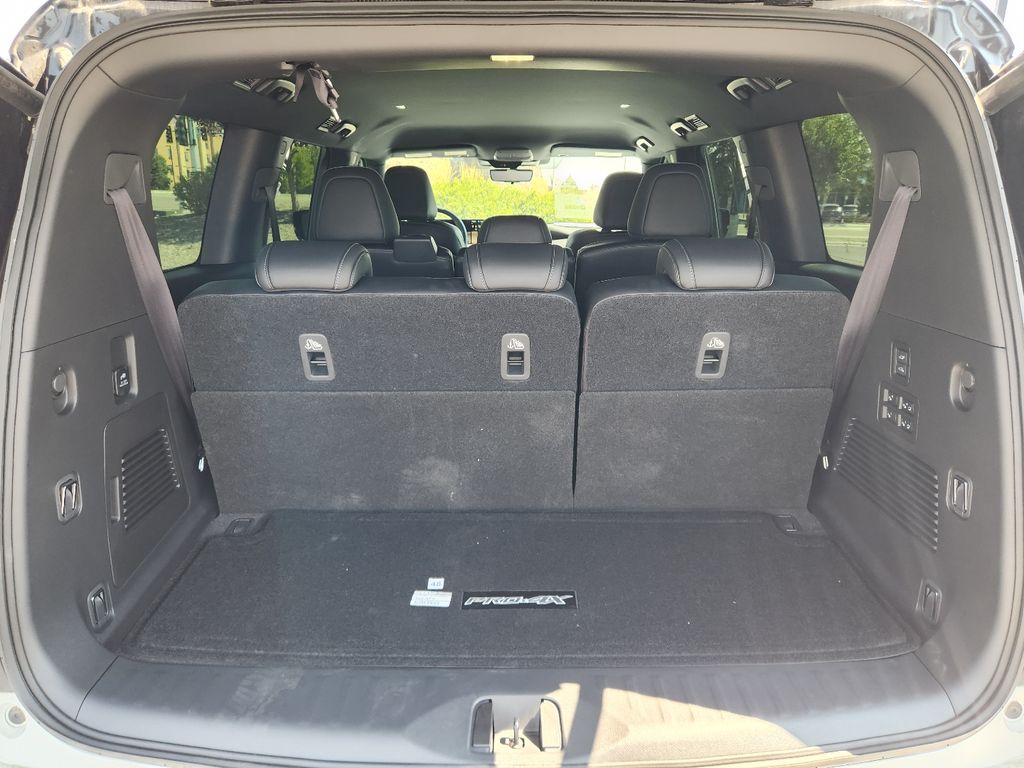 2025 Nissan Armada