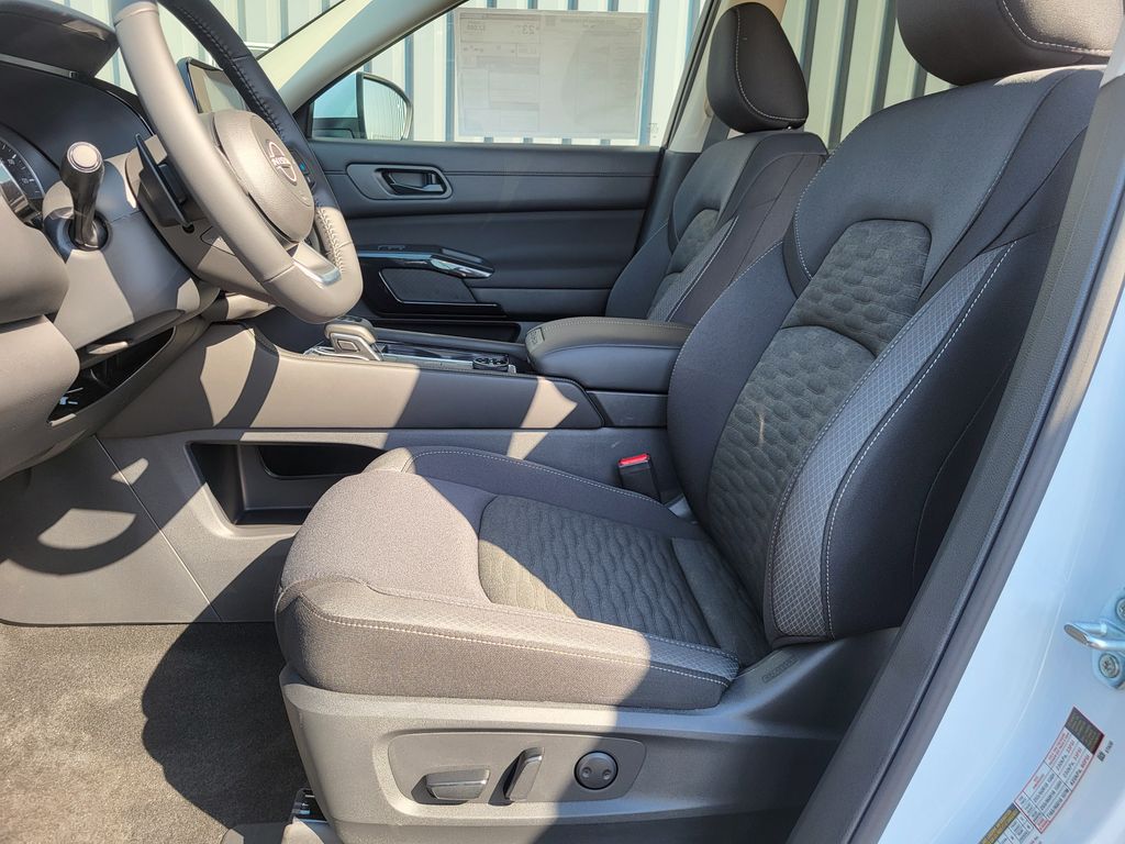 2025 Nissan Pathfinder