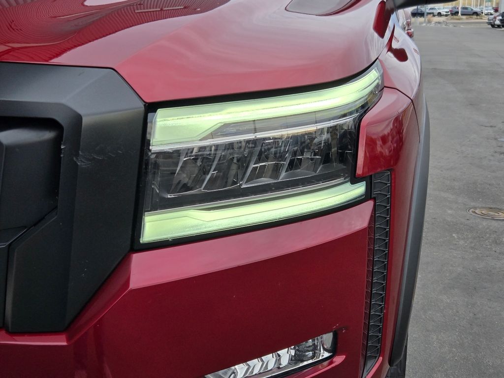 2024 Nissan Frontier