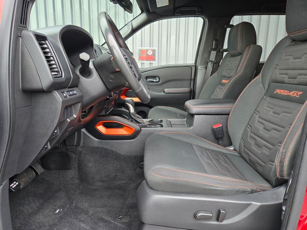 2024 Nissan Frontier