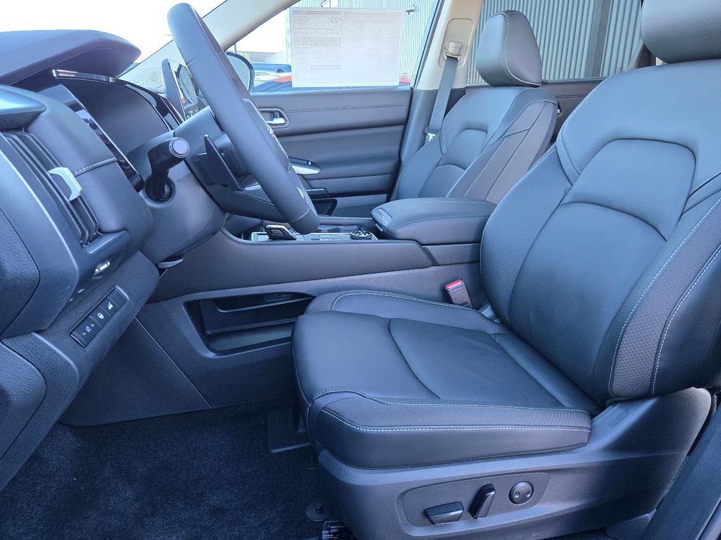 2025 Nissan Pathfinder