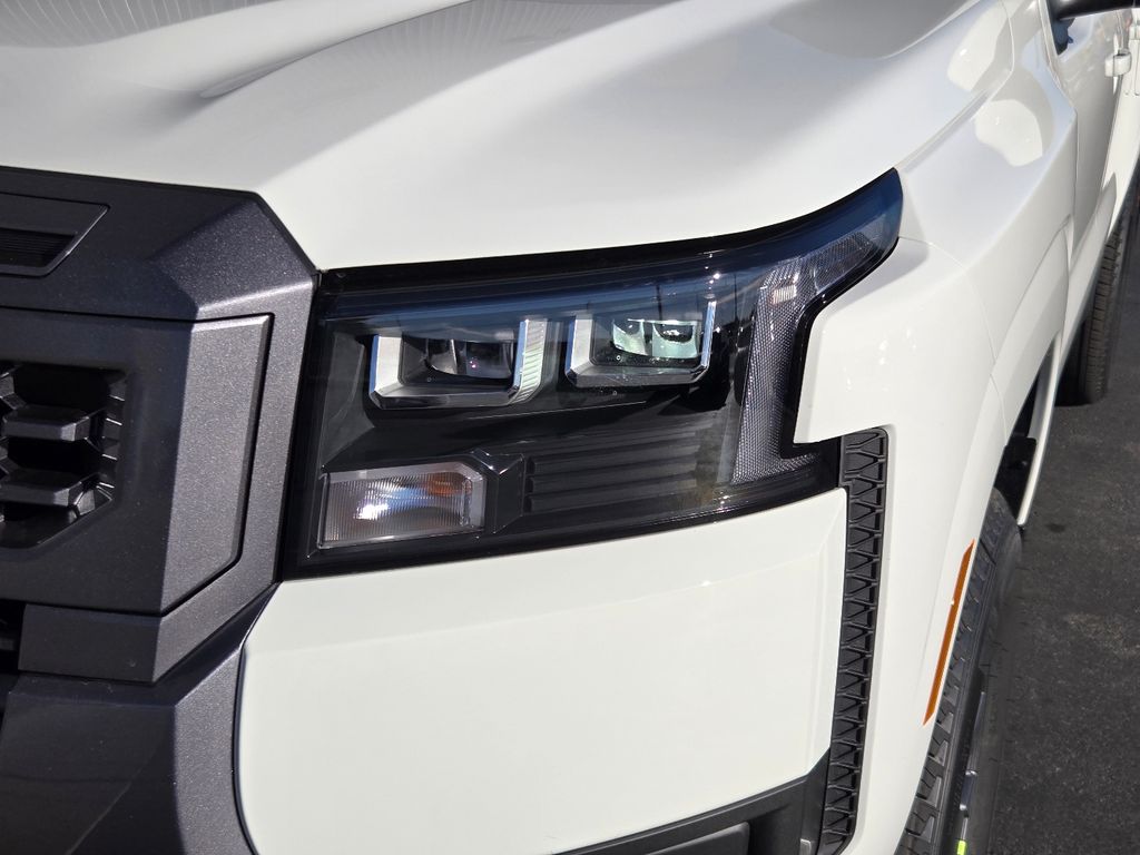 2026 Nissan Frontier