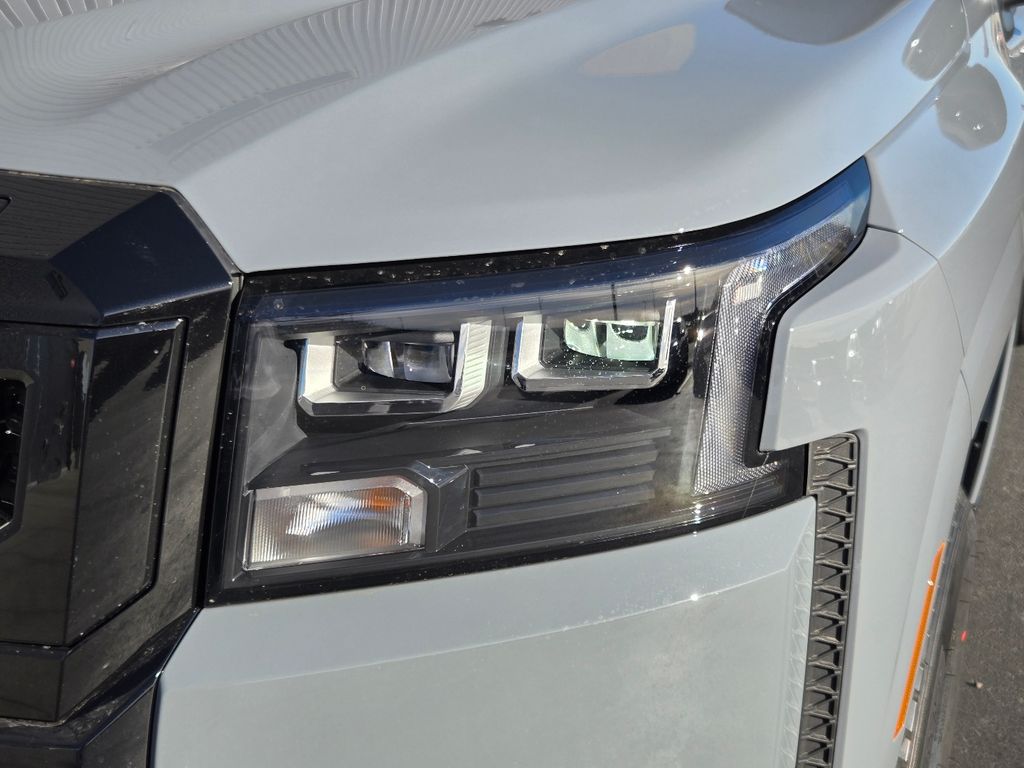 2026 Nissan Frontier