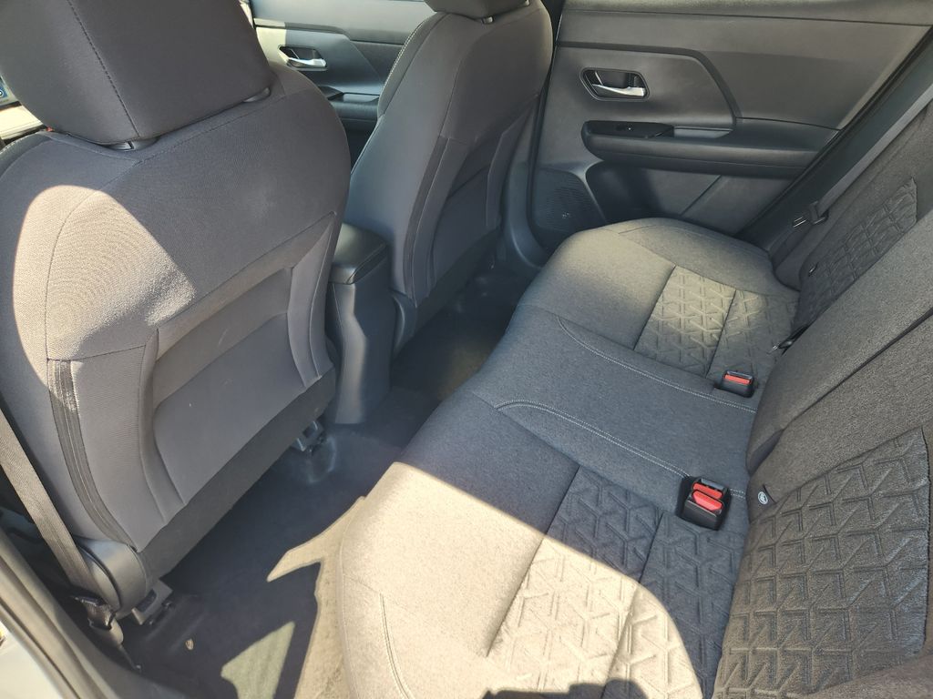 2025 Nissan Kicks