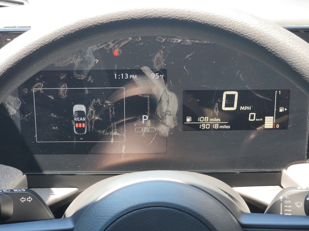 2025 Nissan Kicks