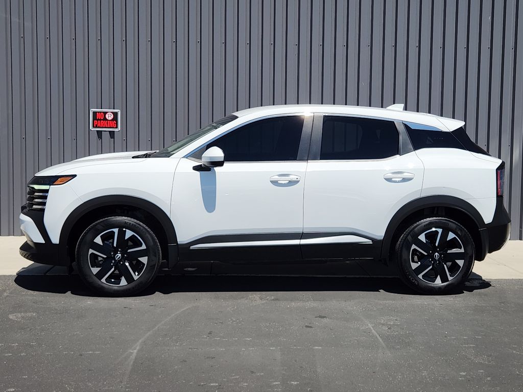 2025 Nissan Kicks