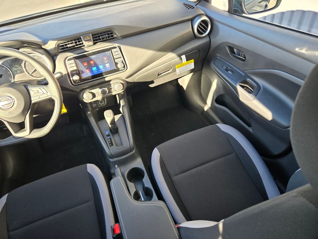 2025 Nissan Versa
