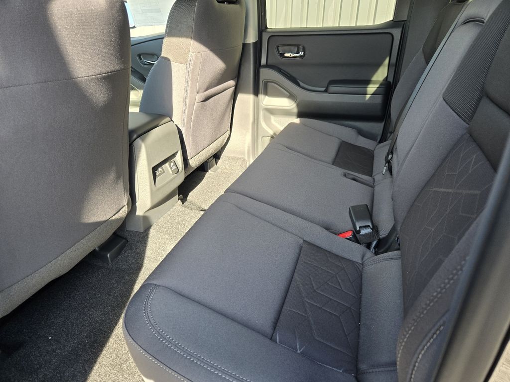 2026 Nissan Frontier