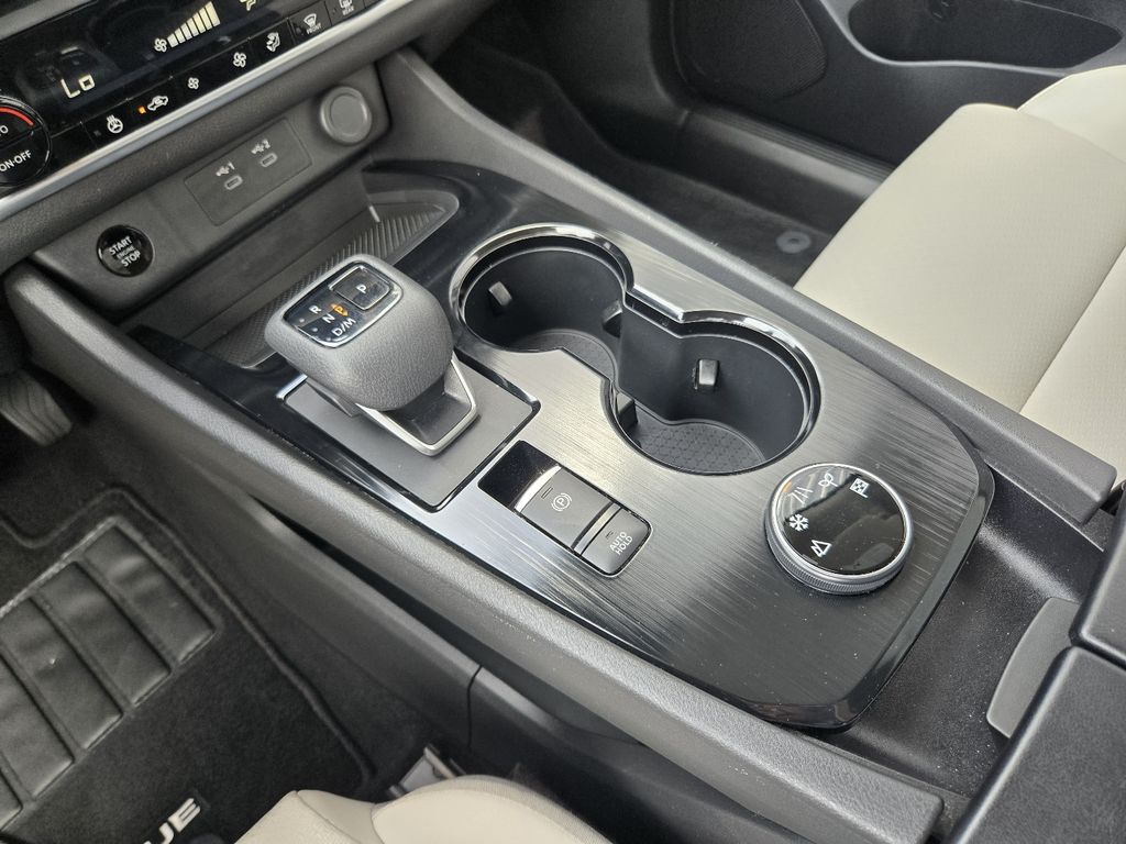 2024 Nissan Rogue