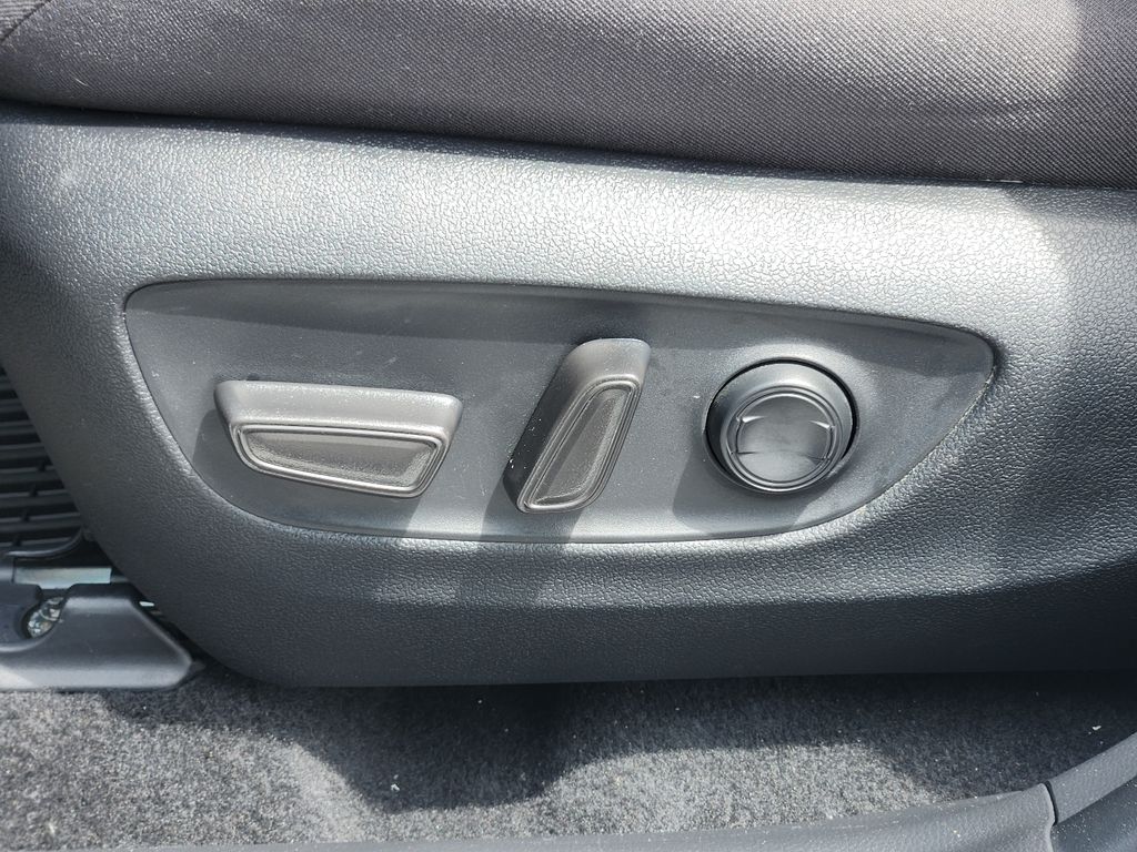 2024 Toyota RAV4 Hybrid