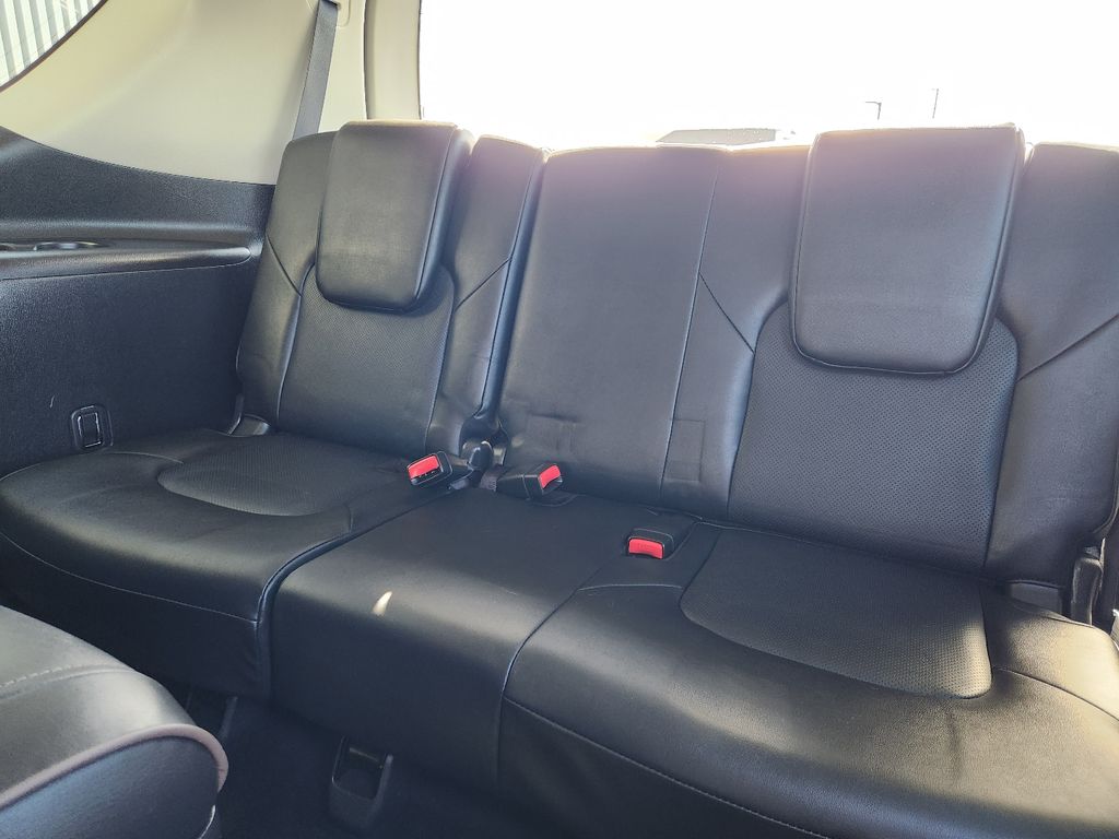 2022 Nissan Armada