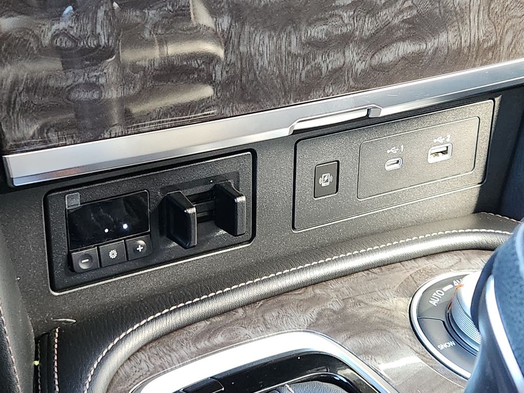 2022 Nissan Armada